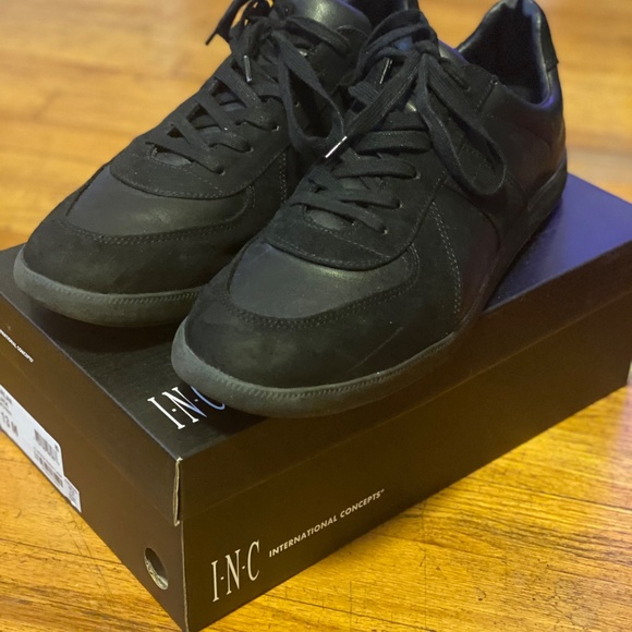 I.N.C. Men’s Sneaker - Picture 2 of 3